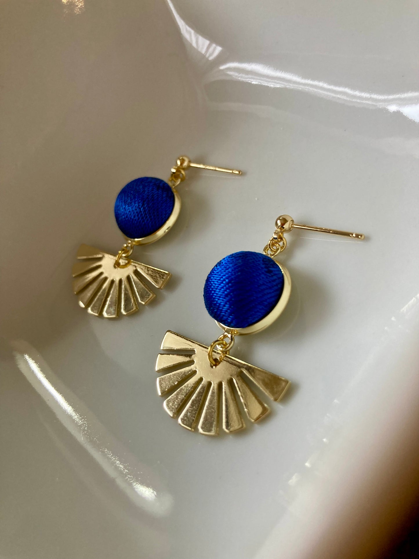 Golden Contemporary Design Silk Earring Studs