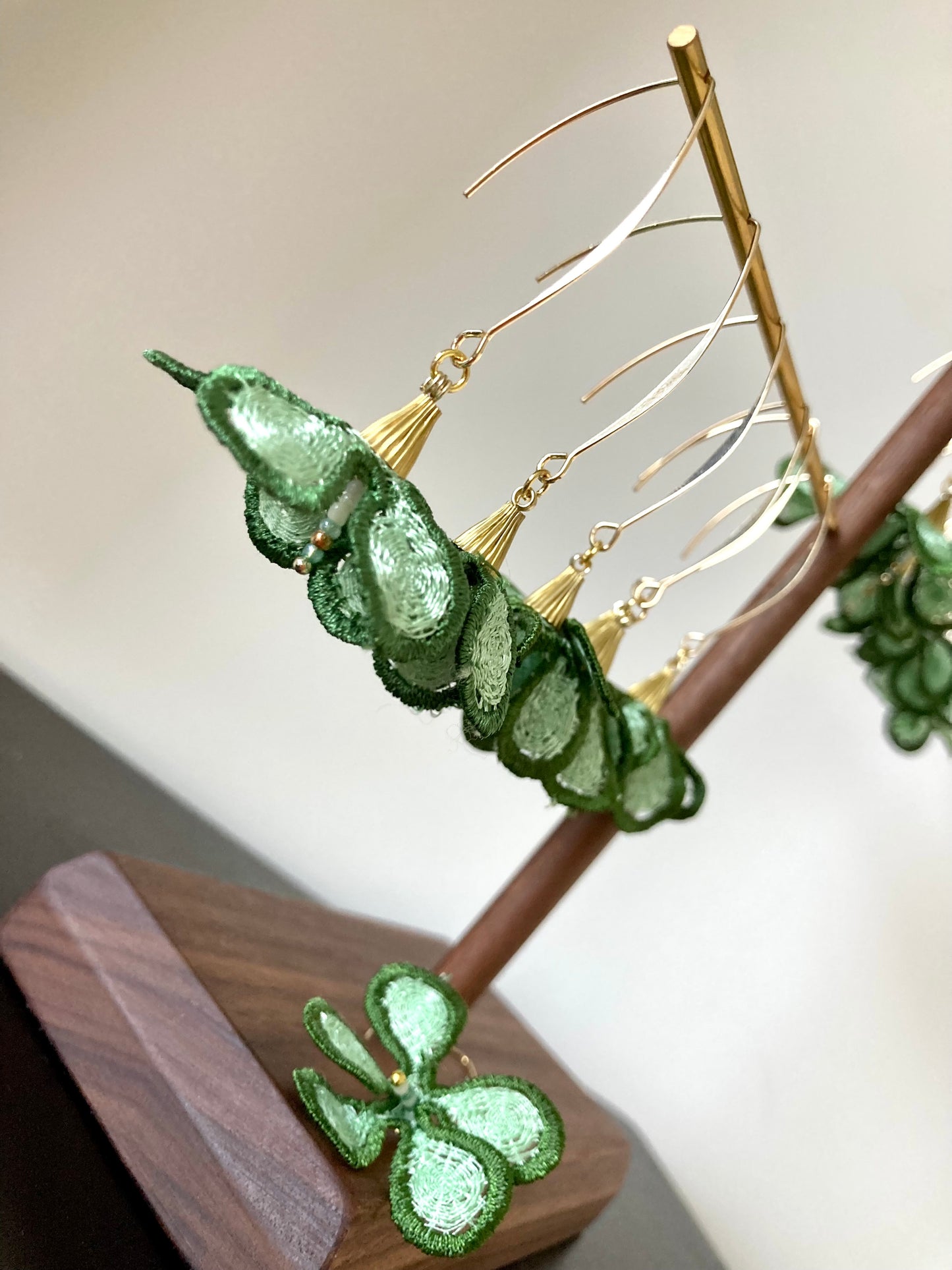 Nancy• Unique Design Statement Green Flower Dangling Earrings