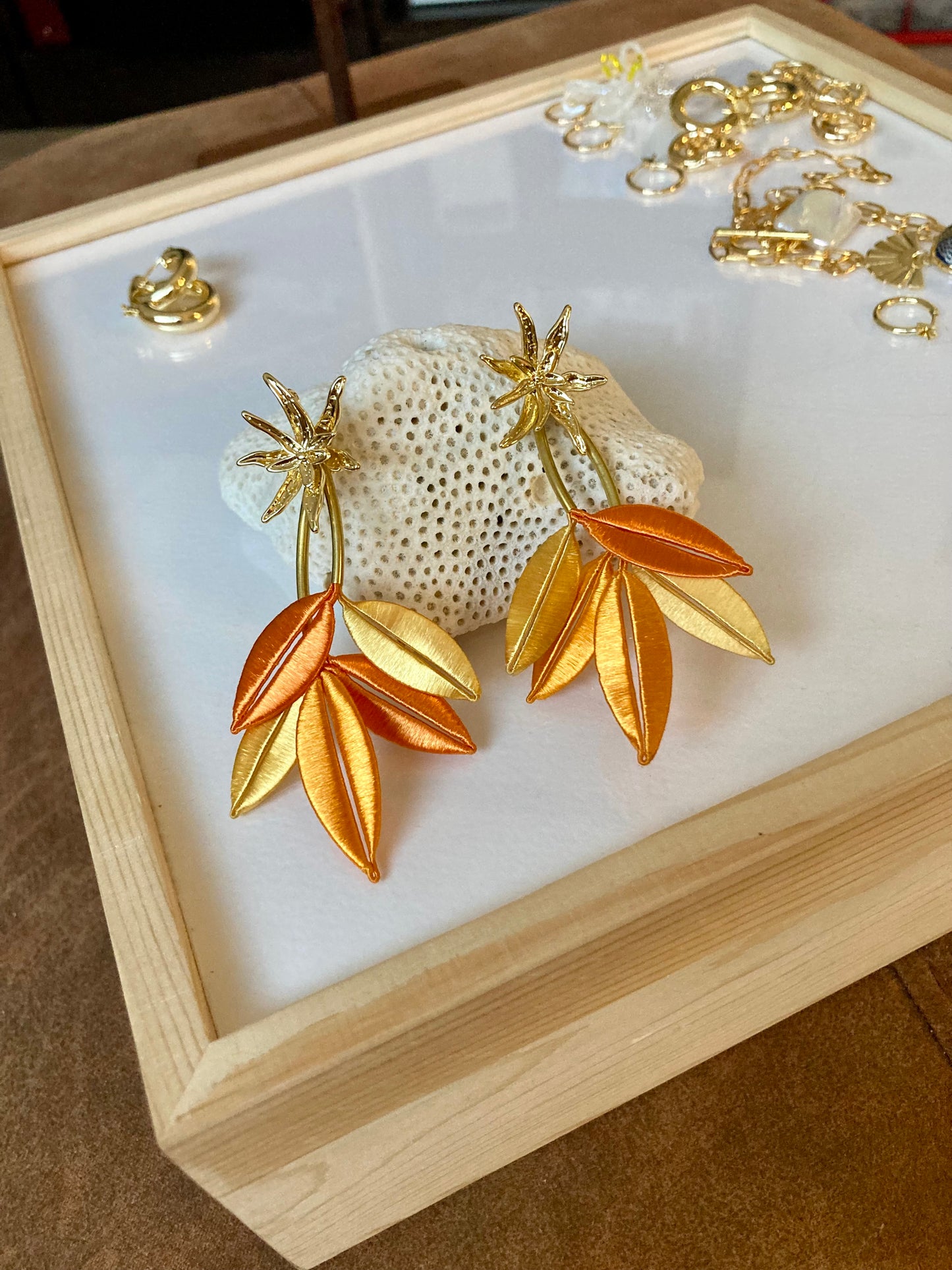 Interchangeable Heritage Skills Hand-wrapped Silky Thread Yellow-Gold-Orange Mixed Color Floral Stud-Earrings