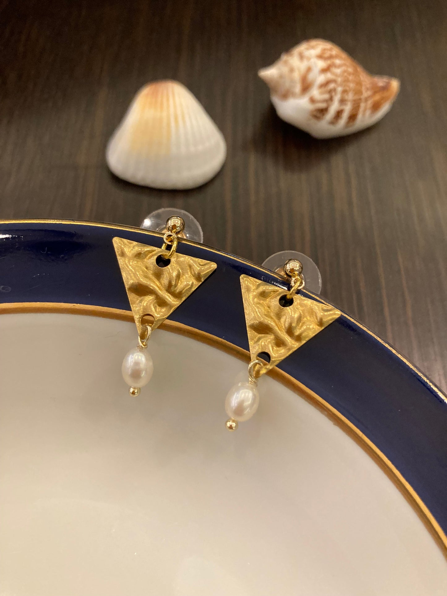 Modern Geometric Design Freshwater Pearl Golden Stud Earrings