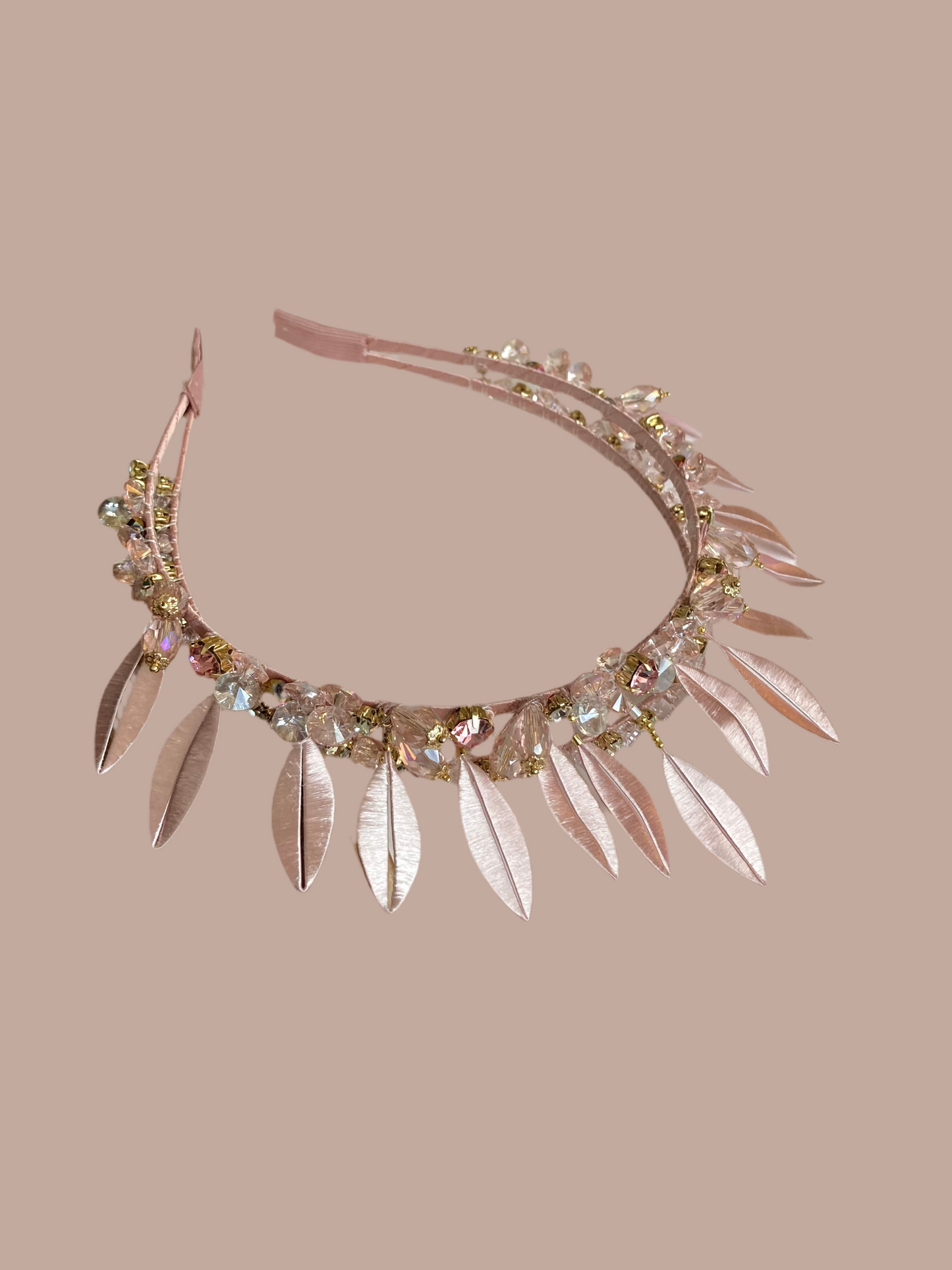 Unique Design Crown & Choker 2-IN-1