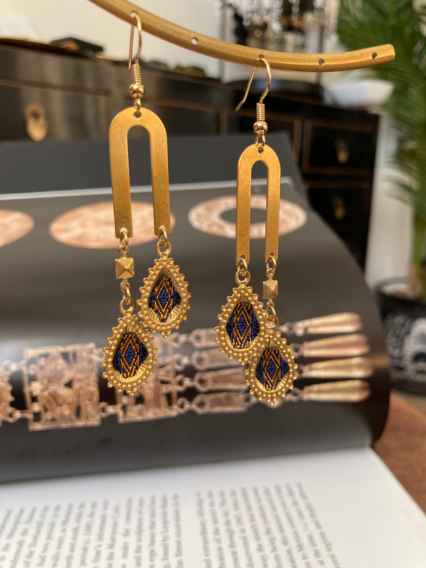 Aztec-Golden Contemporary Design Dangling Earrings