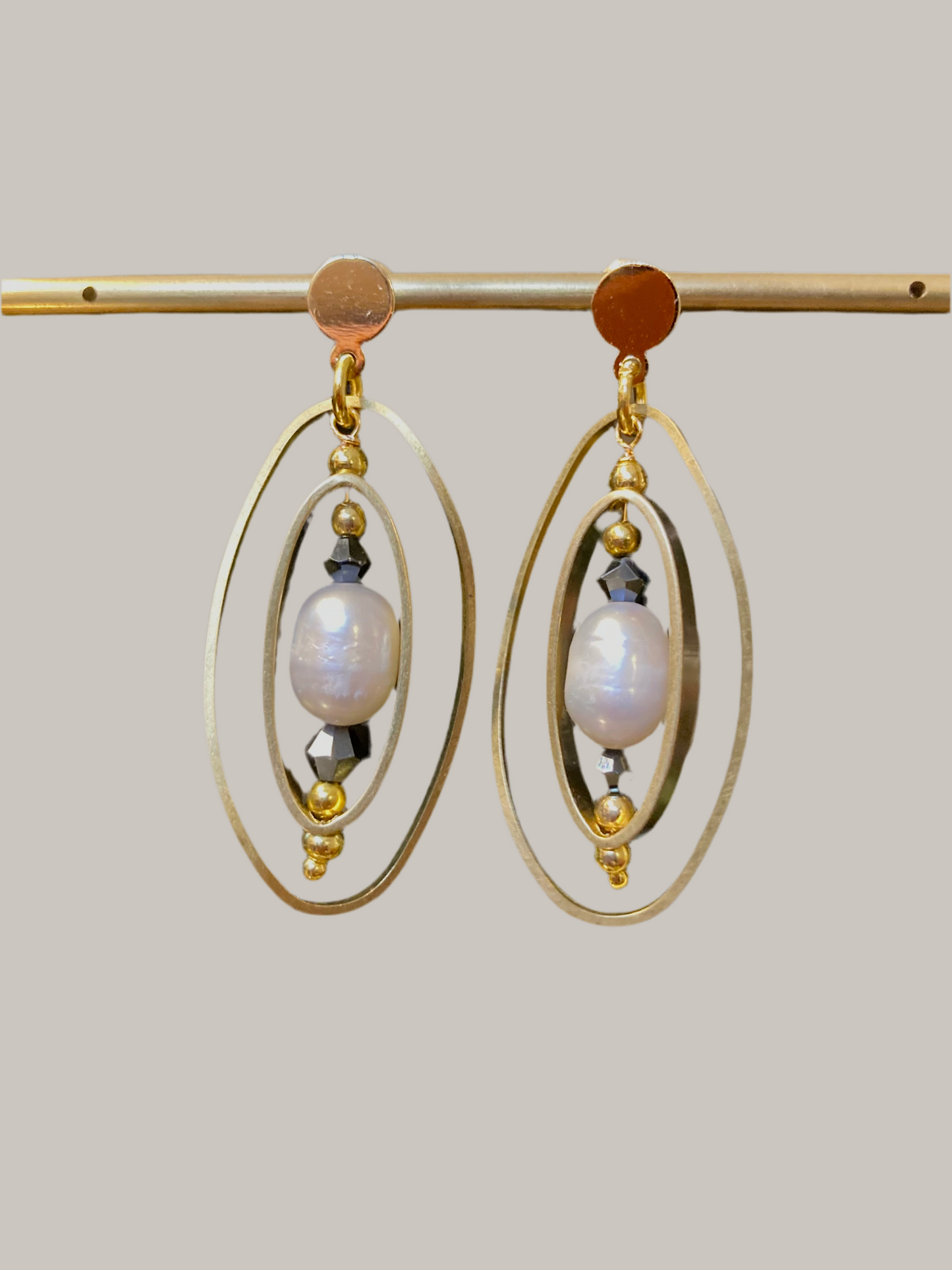 Lynn T• Freshwater Pearl Modern Geometric Design Golden Dangling Earrings