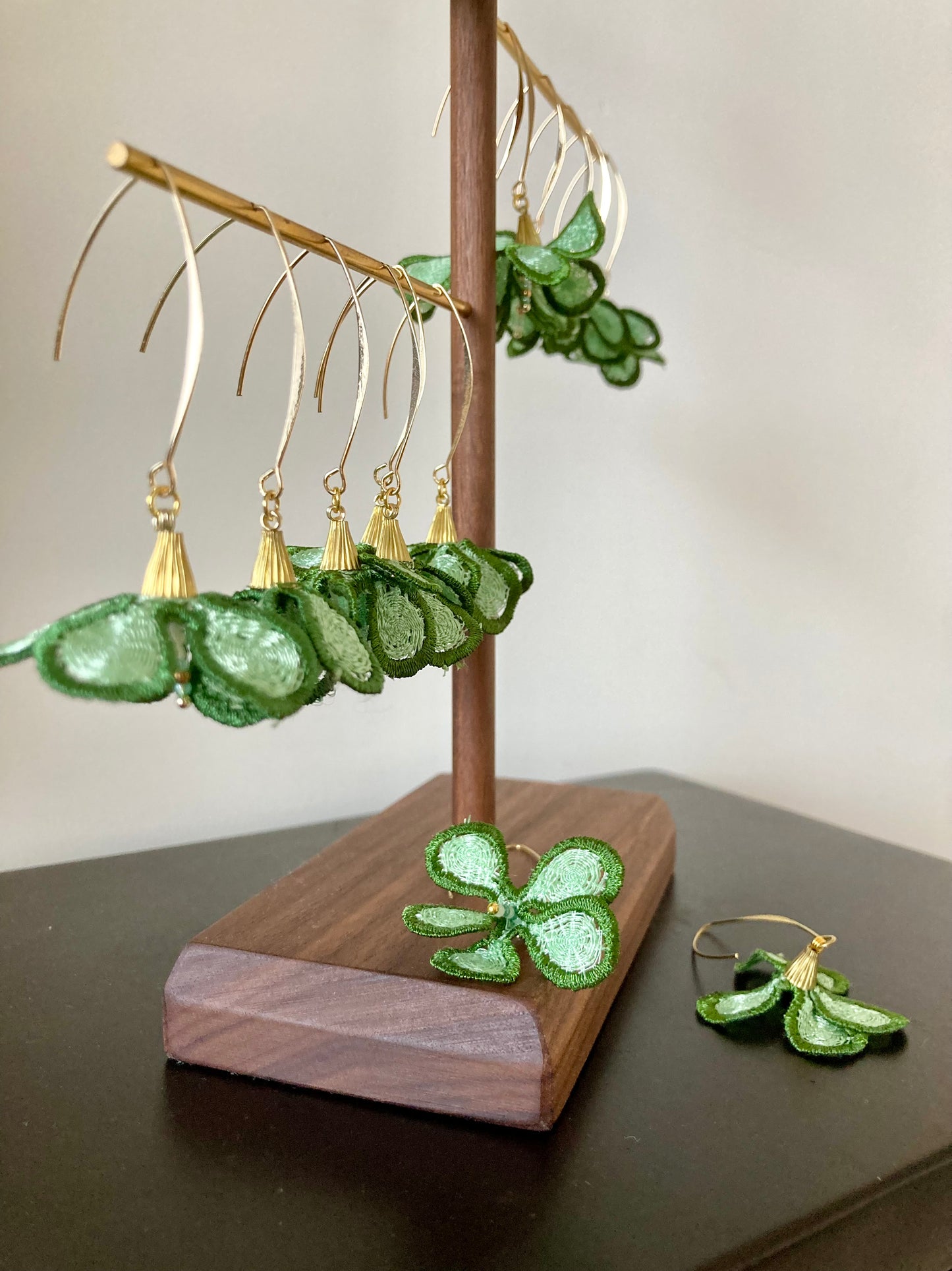 Nancy• Unique Design Statement Green Flower Dangling Earrings