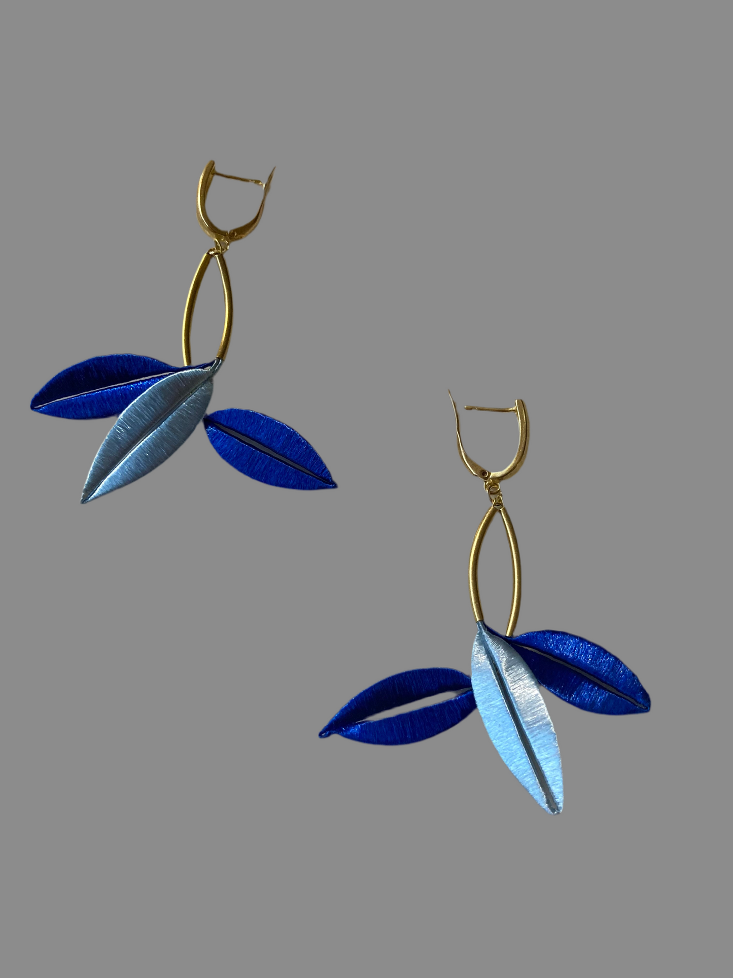 Jenny•Unique Design Statement Hand-wrapped Silky Thread Blue Floral Earrings