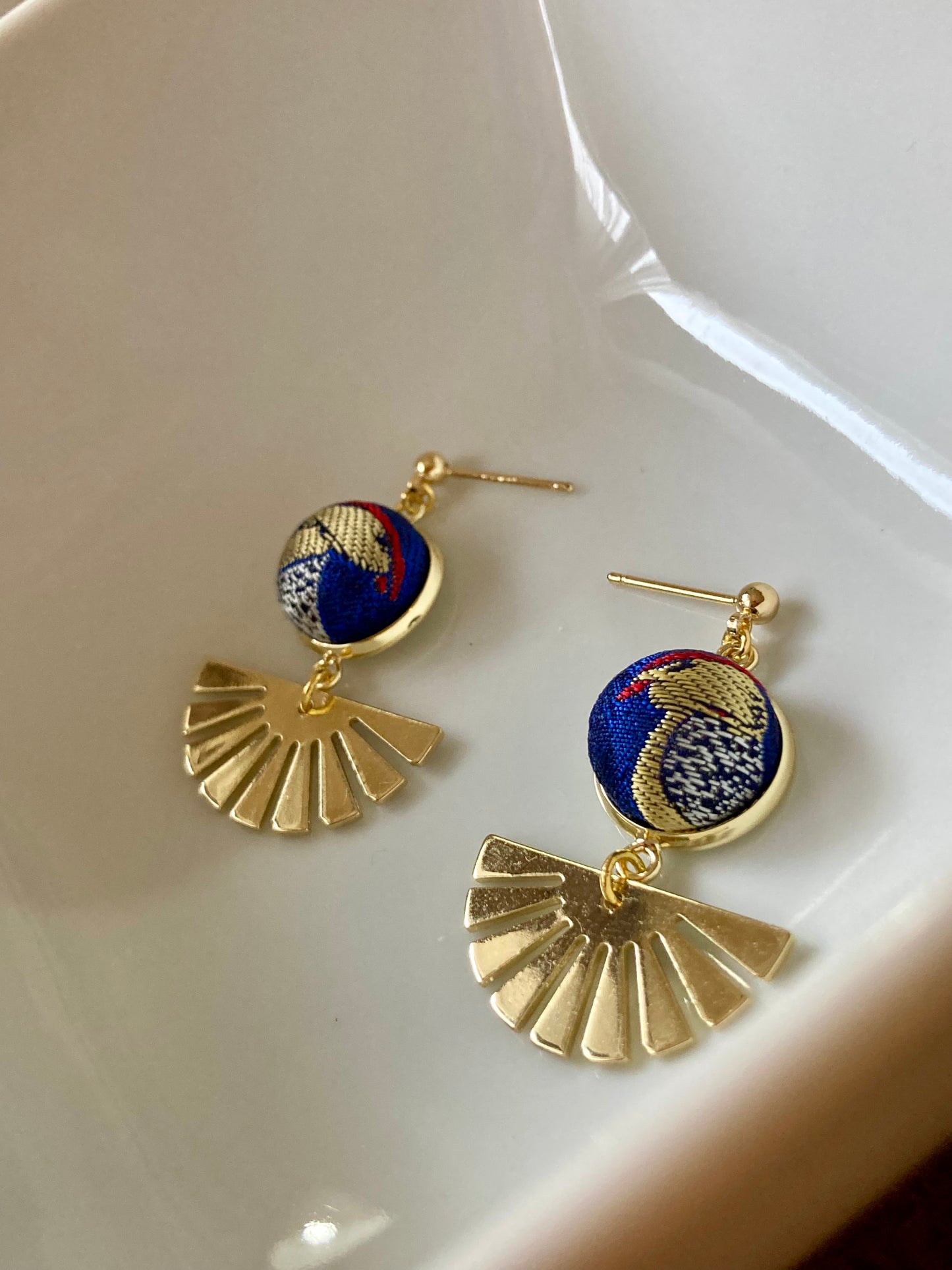 Golden Contemporary Design Silk Earring Studs