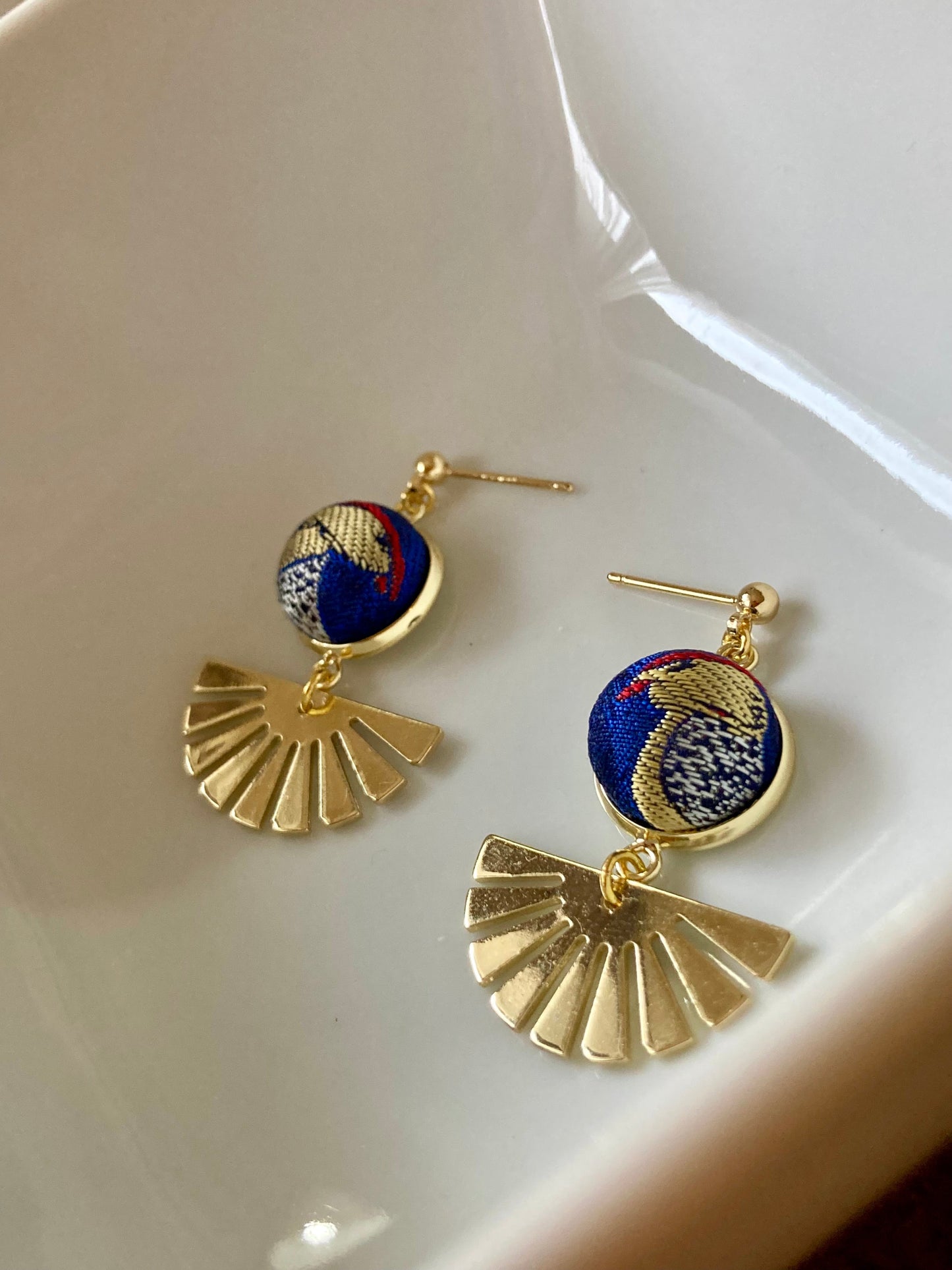 Sun in Blue Sky•Golden Contemporary Design Silk Earring Studs-