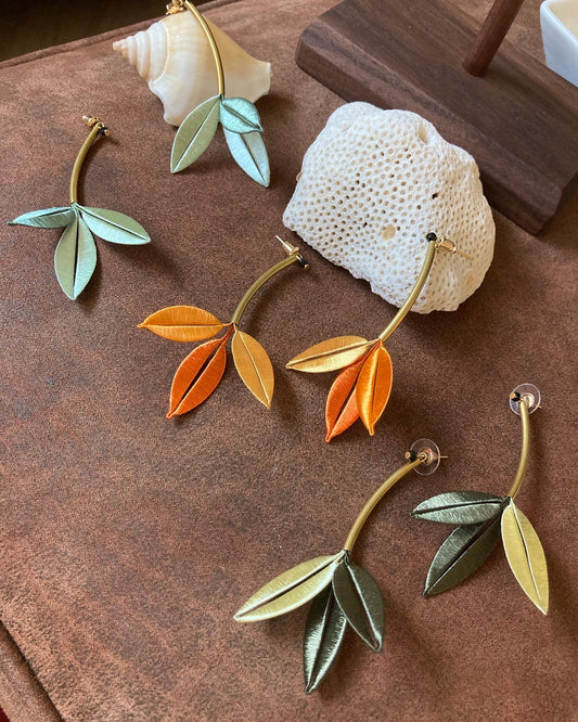 Caroline•Spring&Autumn•Unique Design Shiny Hand-wrapped Silky Threads Leaves Earrings