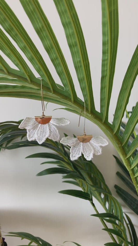 Eleanor•Statement Simplicity Design White Floral Dangling Earrings